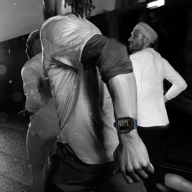 APPLE Watch Ultra 2 GPS + Cellular 49mm Melna Titāna Korpuss ar Melnu Trail Siksnu - M/L