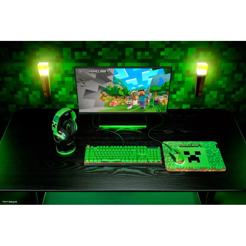 Vadu spēļu austiņas Razer Kraken V4 X — supra-aurālās, 20–20000 Hz, 1.8 m kabelis, 310 g, melns/zaļš