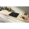 Iebūvējamā gāzes plīts virsma Bosch Serie 2 POP6B6K30 60 cm, 4 gāzes zonas, melns rūdīts stikls, rotācijas vadība