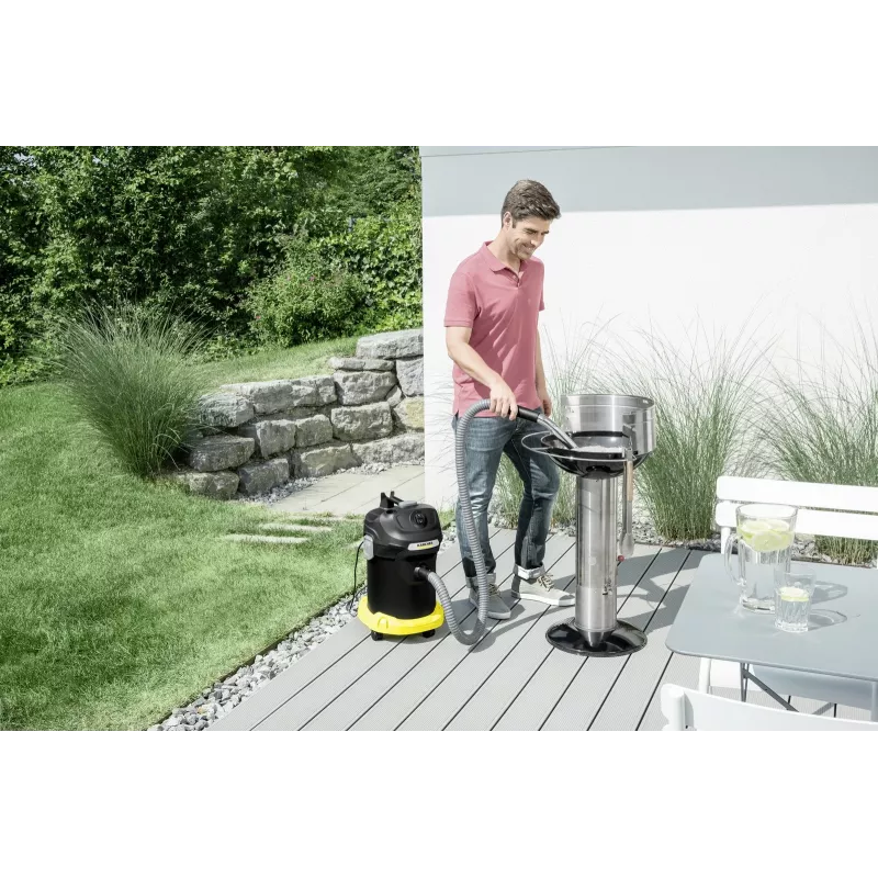 Sausais putekļsūcējs Karcher AD 4 Premium — 17 L, 600 W, bezmaiss, metāla šļūtene, hromēta caurule
