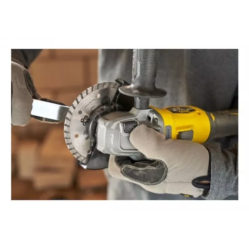 Leņķslīpmašīna Stanley SFMCG710M1T-QW 12.5 cm 8500 RPM 800 W 1.84 kg