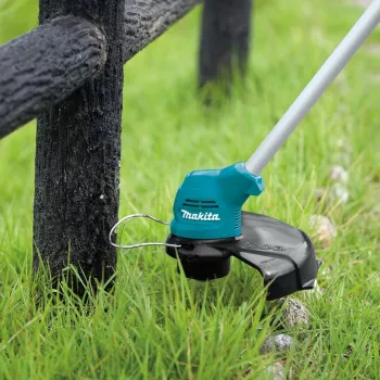 Makita UR100DWAE auklas trimmeris ar akumulatoru un lādētāju