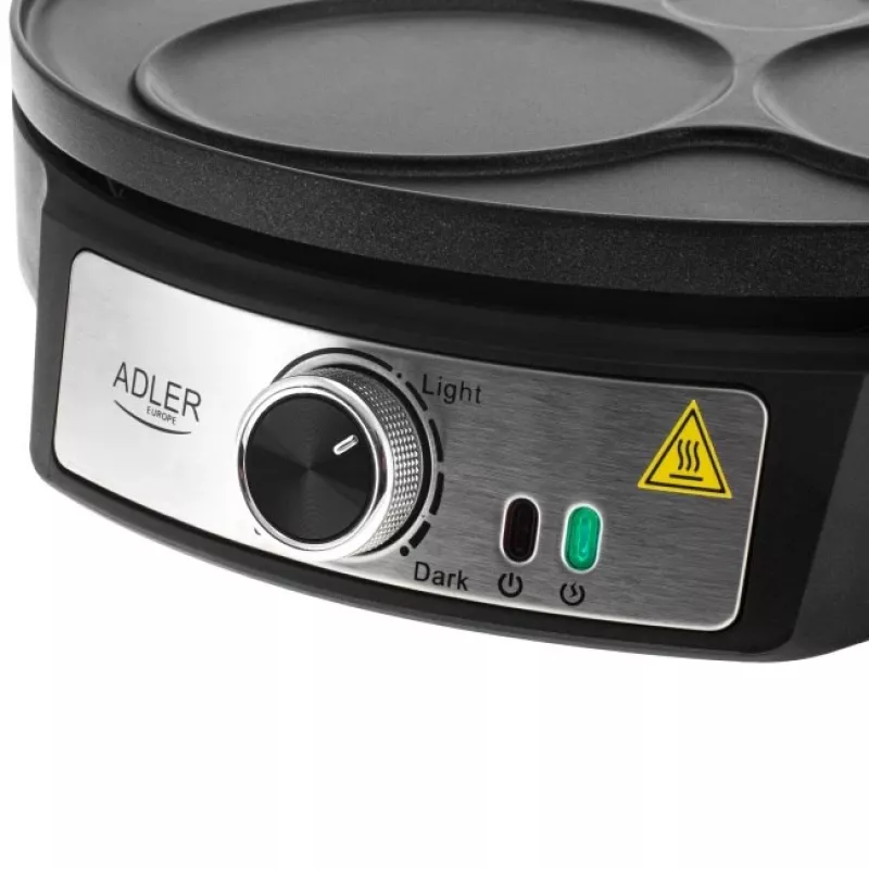 Adler AD 3093 abpusējs elektriskais pankūku cepējs 2 vienā, 1600 W, melns
