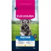 Sausā suņu barība EUKANUBA Mature Small Chicken 3 kg — pieaugušām mazo šķirņu suņiem