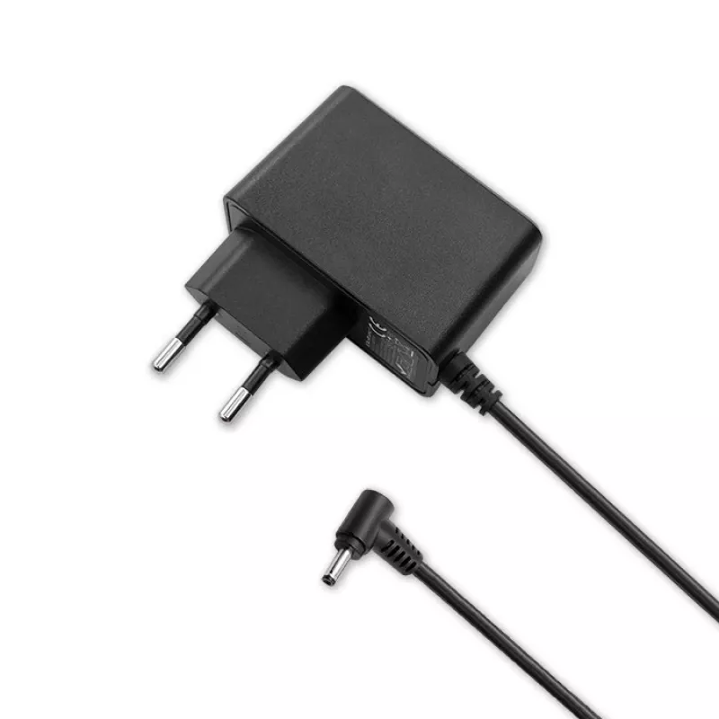 Qoltec barošanas adapteris Wtyczkowy 10.5W 5V 2.1A 3.5*1.35