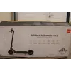 Izpārdošana. Xiaomi Mi Electric Scooter Pro 2 (Melns) | 600 W | 25 km/h | 3 mēneši | Melns | LIETOTS, SASKRAPĒTS, NETĪRS, MAZA PLESA AIZMUGURĒ