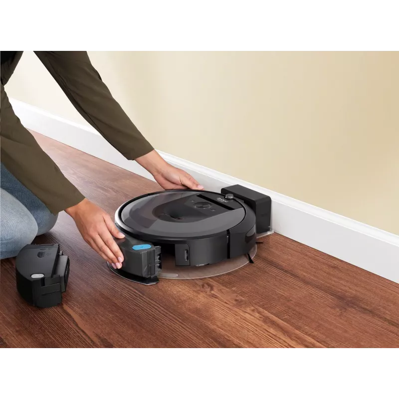 Robotputekļsūcējs iRobot Combo i8+ Bezmaiss Melns