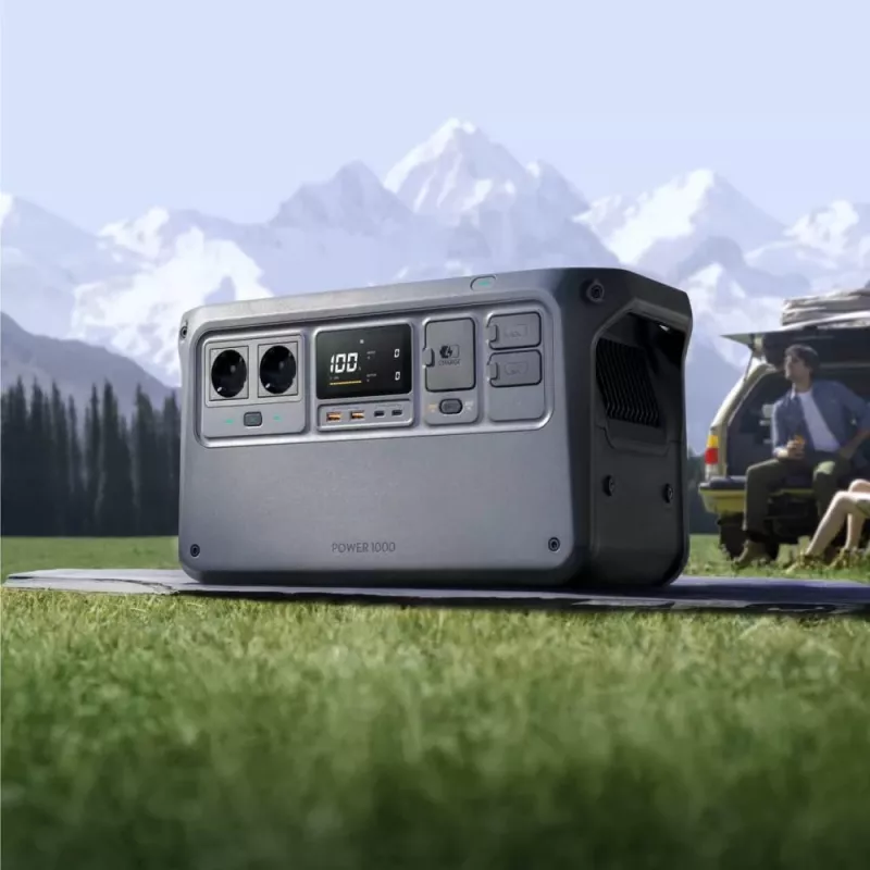 DJI Power 2000 pārnēsājamā elektrostacija, 2048 Wh, 3000 W