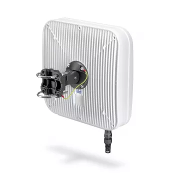Virziena tīkla antena QuWireless AXRL — 7 dBi, 0.694–0.96 / 1.7–2.2 / 2.2–2.7 GHz, PoE/LAN, dubultā polarizācija