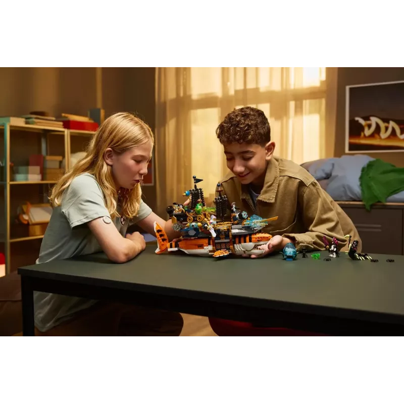 LEGO DREAMZZZ 71515 Tīģerhaizivs tanks
