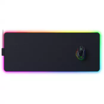 Spēļu peles paliktnis Razer Strider Chroma – poliestera virsma, 370×900 mm, melns, daudzkrāsu fona apgaismojums