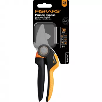 Fiskars X-SERIES M P921 dārza šķēres zaru griešanai