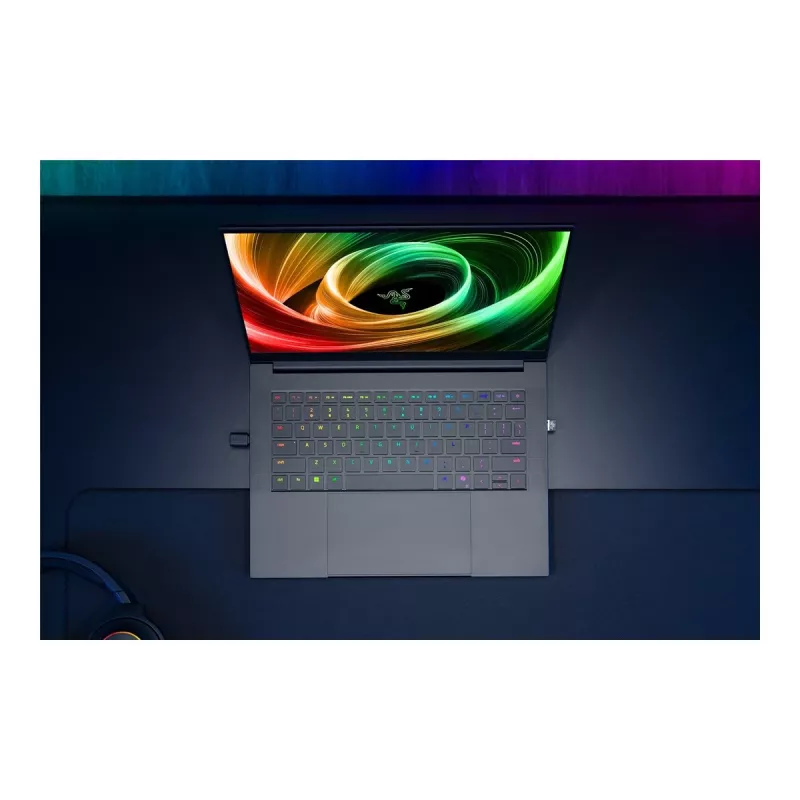 Piezīmjdators Razer Blade 14 — 14 collu QHD+ 120 Hz OLED, AMD R9-365, 32GB RAM, 1TB SSD, NVIDIA GeForce RTX 5070, angļu apgaismota tastatūra, 2 gadu garantija