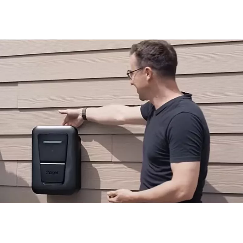 Sienas EV uzlādes stacija Hager witty one 11 kW 3 fāzes ar RFID, Bluetooth un 4,5 m Type 2 kabeli