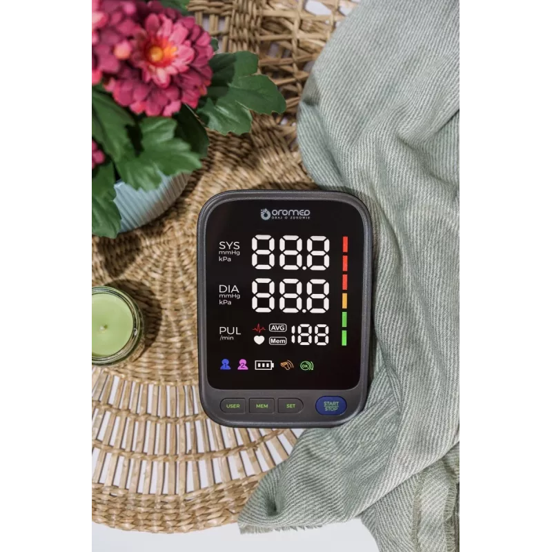 Oromed ORO-N15 Professional Black automātiskais asinsspiediena mērītājs