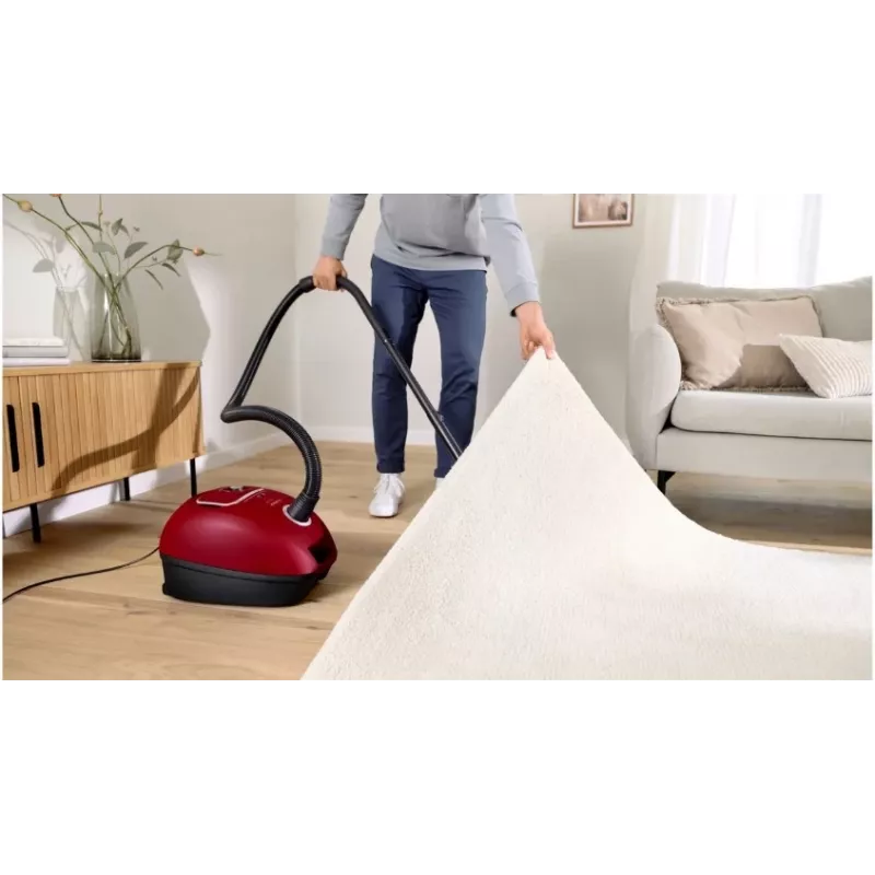 Putekļsūcējs Bosch BGB 41RD3H — 600 W, 4 L putekļu maiss, HEPA filtrs, 11 m darbības rādiuss, teleskopiskā caurule, sarkans