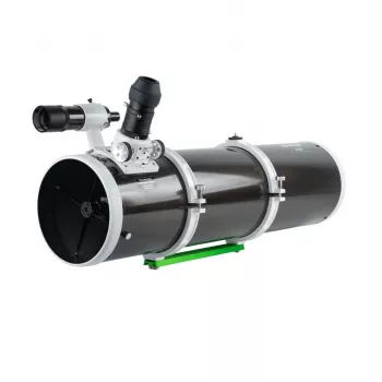 Refraktora optiskā caurule Skywatcher 200mm apertūra 1000mm fokusa attālums (OTA) SW-1003