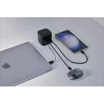 Strāvas adapteris 1XUSB-A/1XUSB-C/MELNS 7806522 Intenso