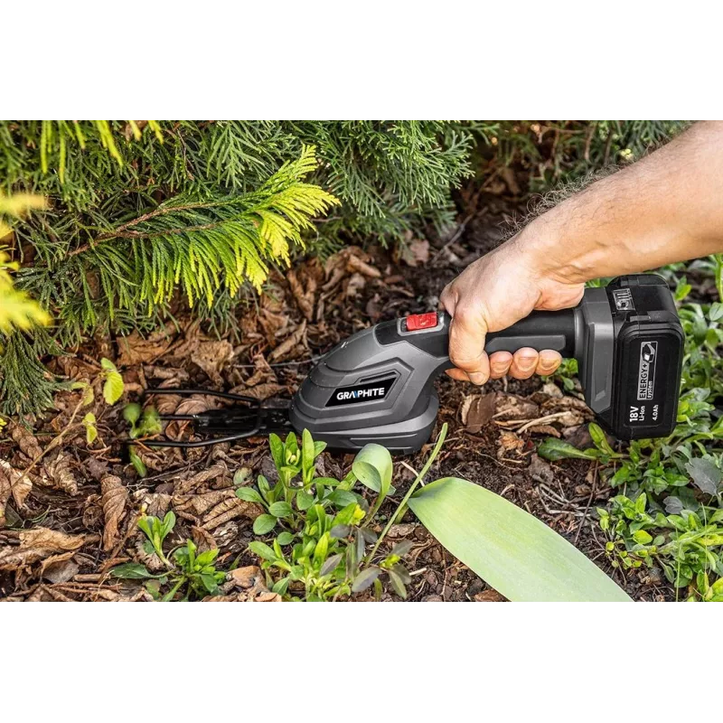 Dzīvžogu elektriskās šķēres GRAPHITE 58GE119, svars 1.09 kg, asmens dziļums 265 mm