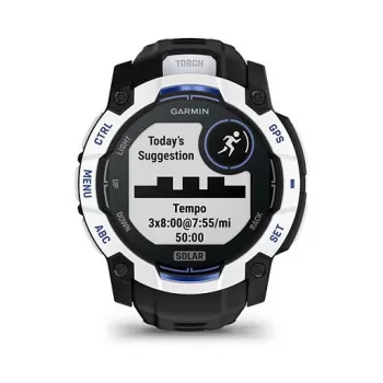 GARMIN Instinct 3 viedpulkstenis, 3,05 cm (1,2 collu) AMOLED, 45 mm, 390x390 pikseļi, skārienekrāns, melns/balts, GPS, 4 GB, 53 g, silikona siksniņa