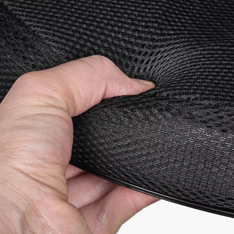 Ortopēdiskais rotējošais spilvens ActionMed PO600AM — apaļš sēdekļa spilvens, 360° rotācija, 1,5 kg, melns