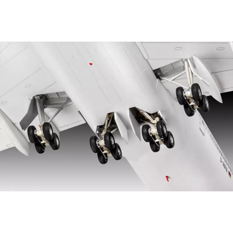 Lidmašīnas modelis Revell Boeing 747-8 Lufthansa New Livery