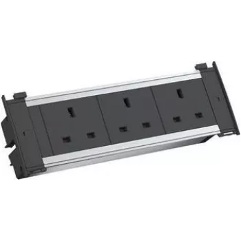 Bachmann Kapsa S pagarinātājs - 2 m - Iekštelpām - G tipa (BS 1363) - G tips - Melns - Sudrabs - 3 AC-izejas