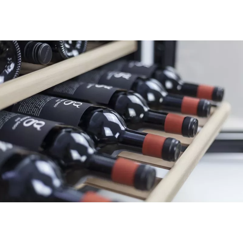 Vīna dzesētājs Caso WineSafe 18 EB Inox Kompresora 18 pudeles