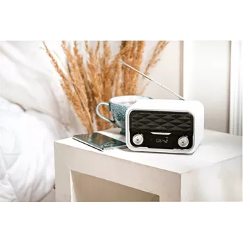 Pārnēsājamais radio Adler AD 1185 — FM, Bluetooth 4.0, MP3, SD karte, AUX, 1800 mAh akumulators, LCD displejs, micro-USB uzlāde