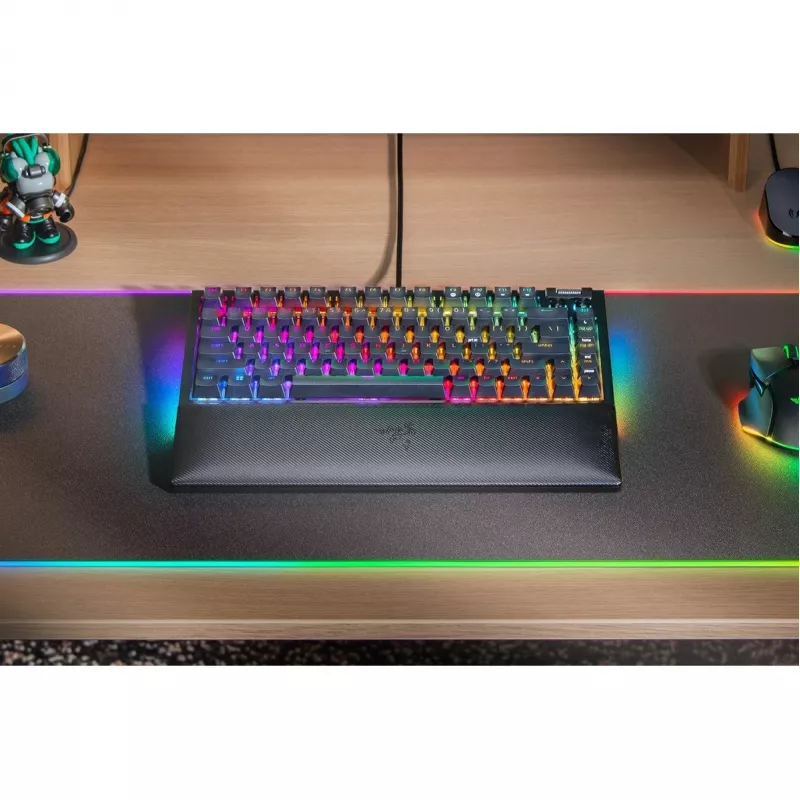 Klaviatūra Razer BlackWidow V4 Gaming USB QWERTY US Angļu Melna