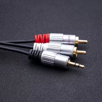 Audio kabelis Qoltec 52340 2m 2xRCA 3,5mm Melns