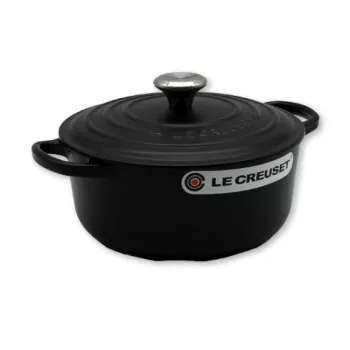 Le Creuset Signature Round Casserole cepamtrauks