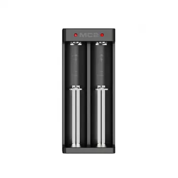 XTAR divu slotu lādētājs Li-Ion 18650 akumulatoriem, USB-C ieeja, melns, LED indikatori