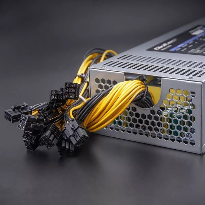 Qoltec 50350 barošanas bloks 1850W PCI-E | 80 Plus Platinum | Gaming Miner
