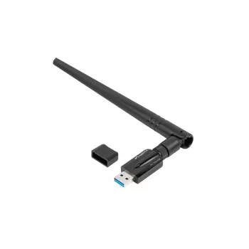 Iekšējā WLAN karte LANBERG NC-1200-WIE — Divjoslu USB WLAN adapteris, RTL8812BU, līdz 1200 Mbit/s, ārējās 2x2 antenas (5 dBi), melns