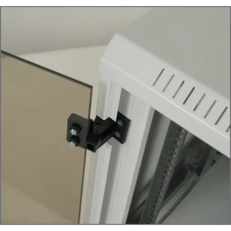 Sienas stiprinājuma rāmis Triton 19 collu 6U/500