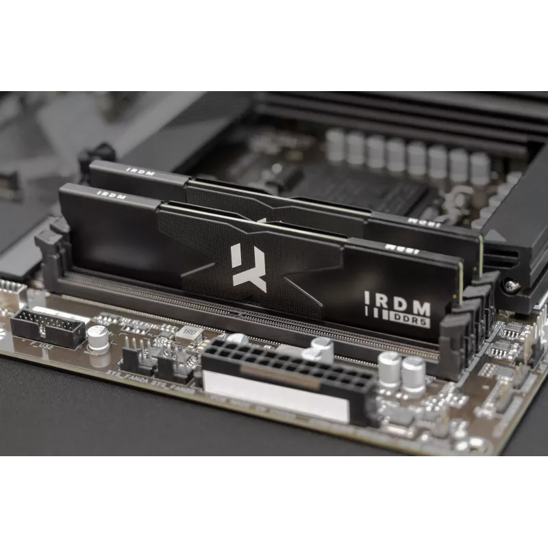 Atmiņa DDR5 IRDM 16GB (1×16GB) / 8000 CL36 melna
