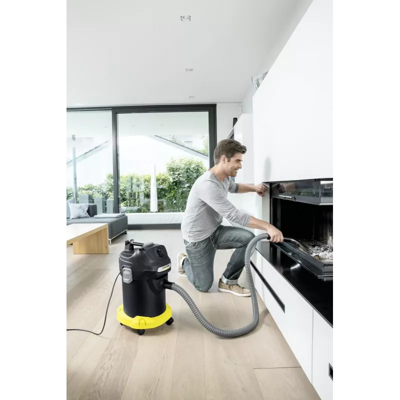 Sausais putekļsūcējs Karcher AD 4 Premium — 17 L, 600 W, bezmaiss, metāla šļūtene, hromēta caurule