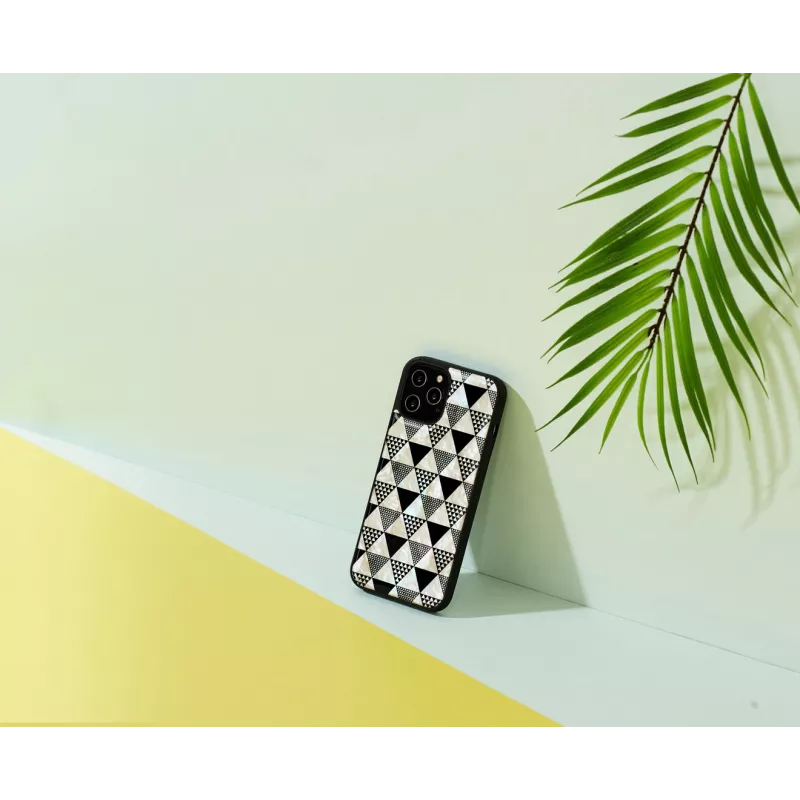 Aizsargmaciņš iKins Apple iPhone 12 Pro Max — melna piramīdas tekstūra