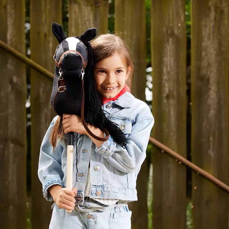 Zirgs uz kociņa HOPPIHORSE Hobby Horse A3 melns