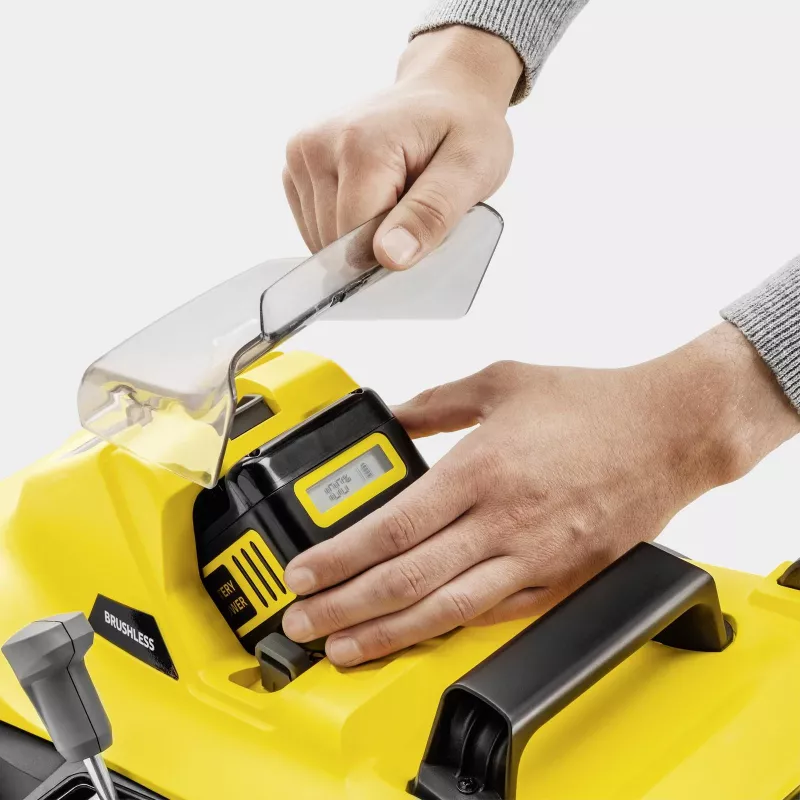 Pašgājējs zāles pļāvējs Karcher LMO 3-18, 18 V akumulators, pļaušanas platums 340 mm, līdz 350 m², augstums 25–60 mm