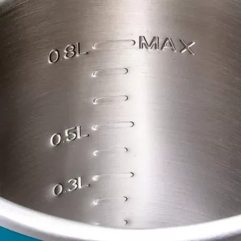 Makita KT001GZ akumulatora elektriskā tējkanna, 40 V