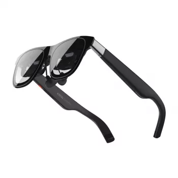XREAL One Pro viedbrilles — 0,55 collu (1,4 cm) 1920×1080 displejs, 1080p atbalsts, XREAL procesors, 87 g