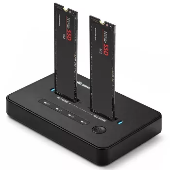 Doko stacija QOLTEC 52366 — divu M.2 NVMe PCIe SSD, USB-C 20 Gb/s, atbalsta līdz 2×8 TB, bezsaistes klonēšana