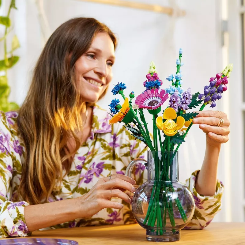 LEGO Icons Savvaļas ziedu pušķa komplekts 10313, Daudzkrāsains