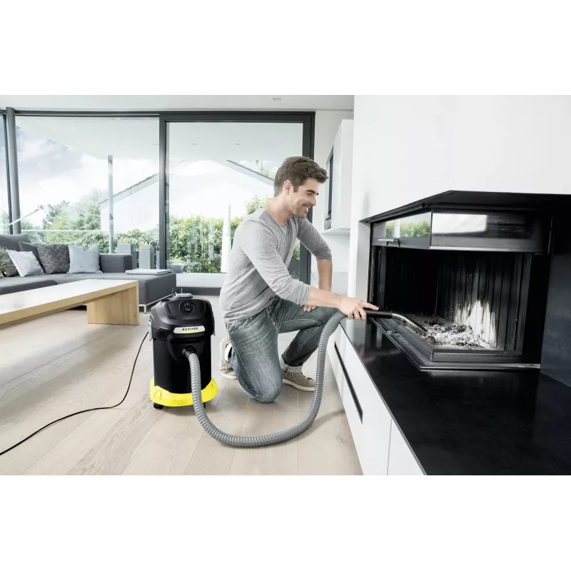 Sausais putekļsūcējs Karcher AD 4 Premium — 17 L, 600 W, bezmaiss, metāla šļūtene, hromēta caurule