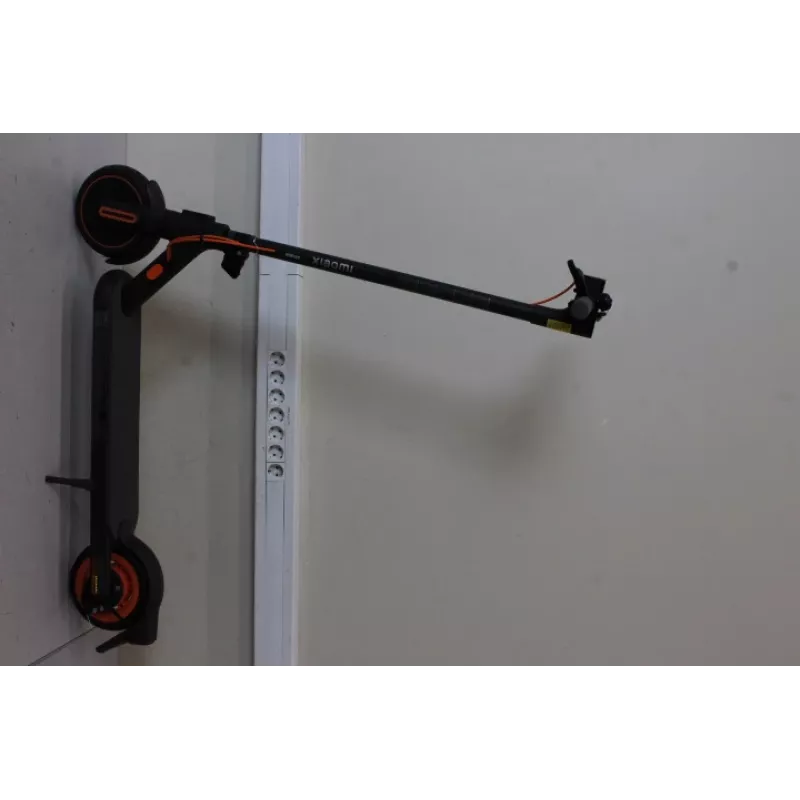 SALE OUT. Xiaomi Electric Scooter 4 Go EU (Lietots) | 250 W | 20 km/h | 8.1 collas | Melns/Oranžs