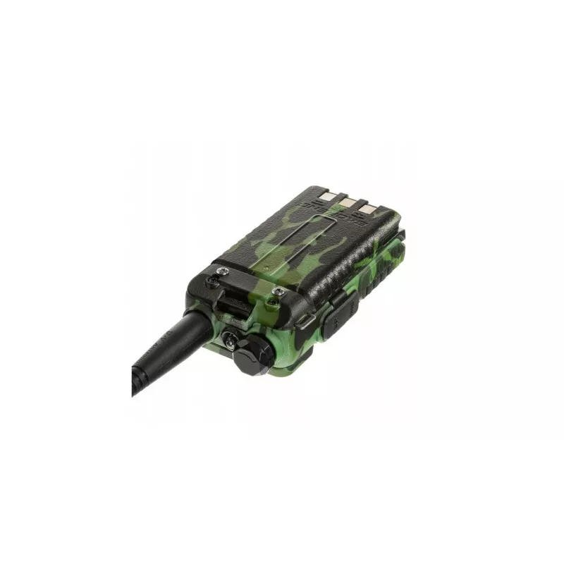 Pārnēsājamā divvirzienu radio stacija Baofeng UV-5R 5W HT Camo — Divu joslu FM, 5W, 1800 mAh akumulators