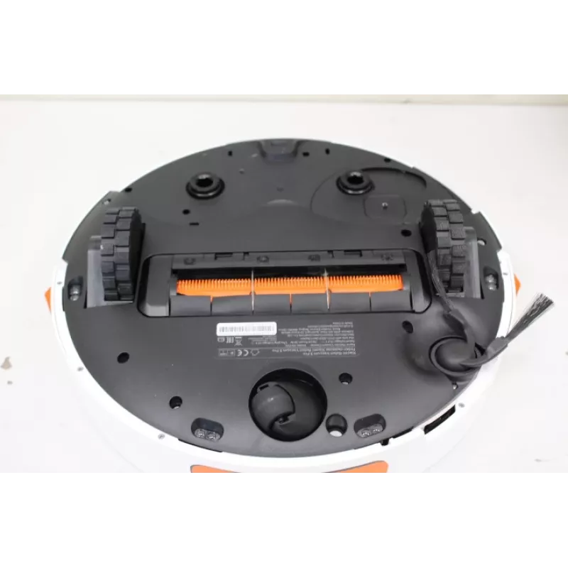 Izpārdošana. Xiaomi Robot Vacuum 5 Pro EU | Slapjā&Sausā tīrīšana | 5200 mAh | 20000 Pa | Balts | LIETOTS, NETĪRS, AIZMUGURĒ SKRĀPĒTS