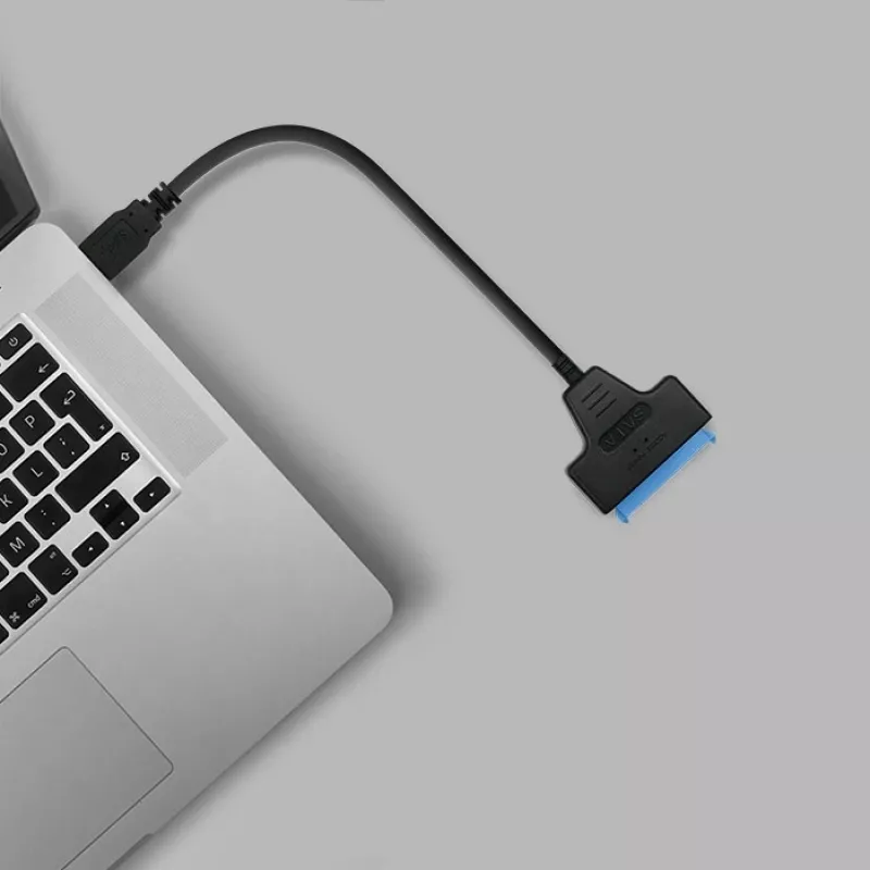 Adapteris QOLTEC 51855 — ārējais M.2 NVMe/NGFF uz USB 3.0 adapteris, 10 Gb/s, 2.5 collu/M.2 diskiem, melns